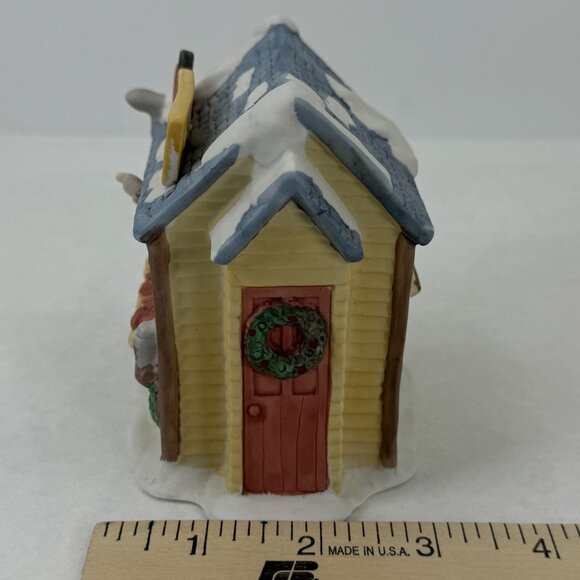 Vintage 1990 Dickensville Collectables Porcelain Apple Stand Christmas Village - Picture 10 of 13